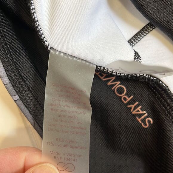 Calia patterned mid rise cropped leggings - Picture 4 of 5